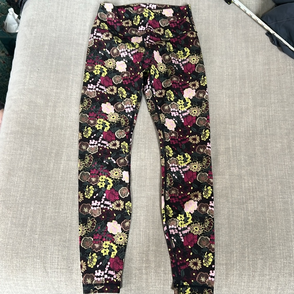 Floral High-Waist Women's Leggings - Black with Pink & Yellow Flowers - Picture 3 of 4